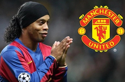 'Ronaldinho was just 48 hours away from joining Manchester United'