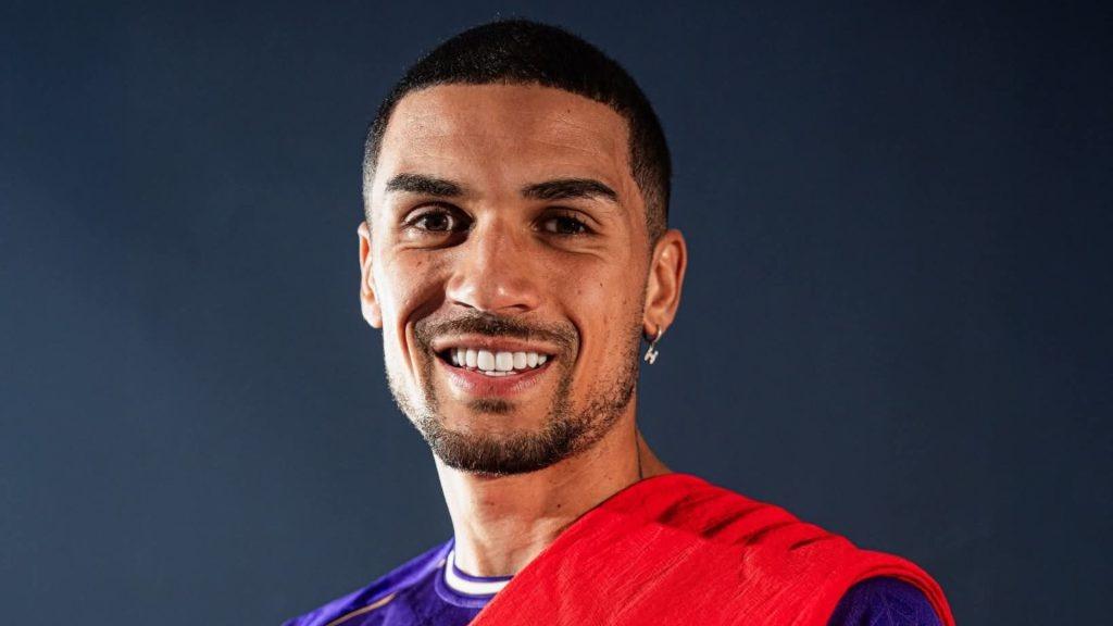 Vietnam national team player takes special action towards Đỗ Hoàng Hên