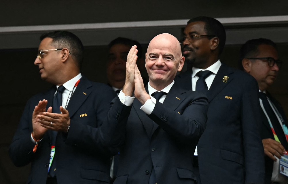 FIFA tính nâng World Cup lên 64 đội: Thể thức sẽ thay đổi ra sao, ĐT Việt Nam có thêm cơ hội? - Ảnh 1.
