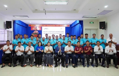 Continue to improve the coaching staff for football in Vietnam.