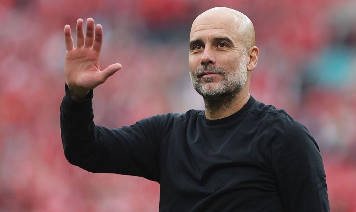 Pep Guardiola: 'Hạ gục Liverpool là món quà tuyệt vời nhất mà các học trò dành cho tôi'