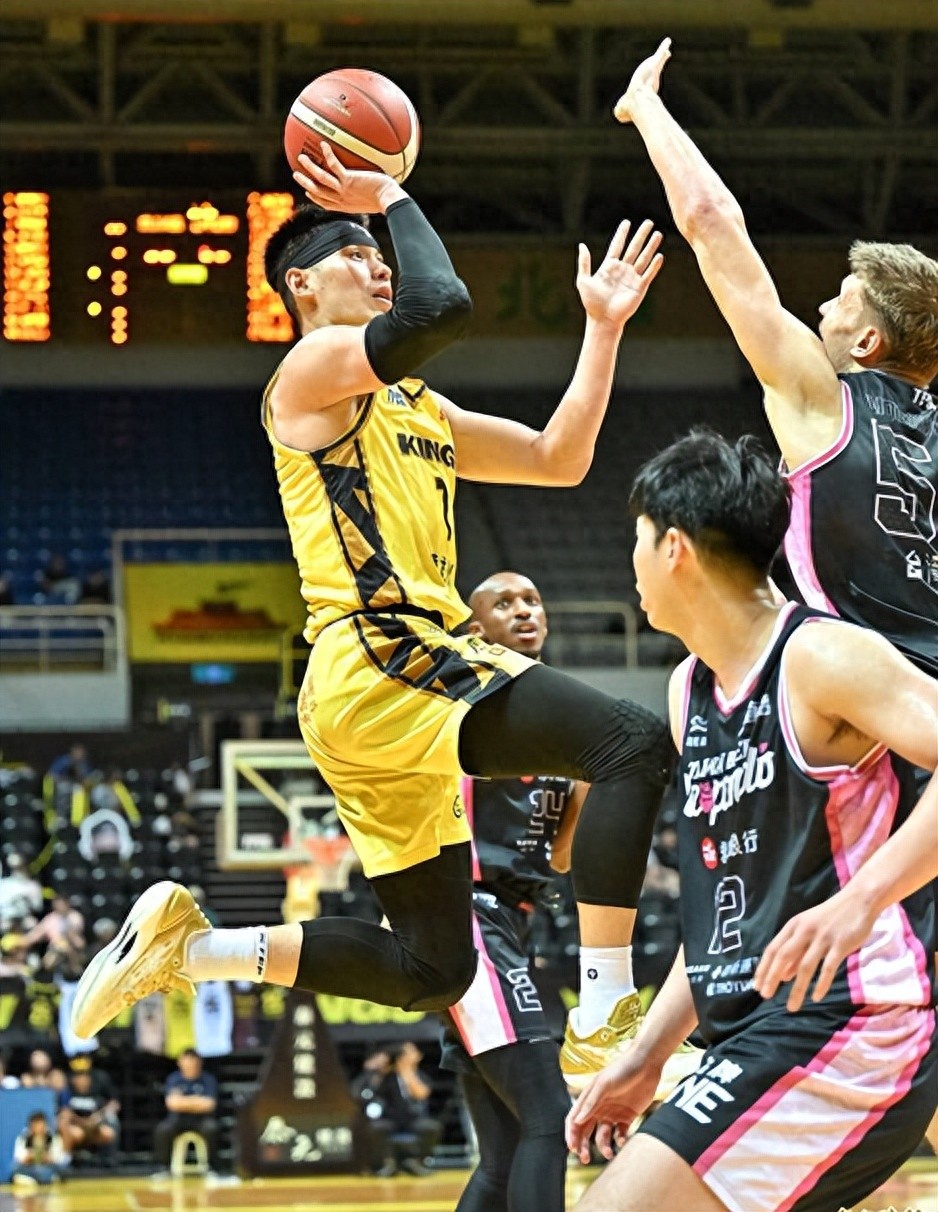 The New Taipei Kings broke the TPBL4 record in one night, and Jeremy Colin was proud of the team