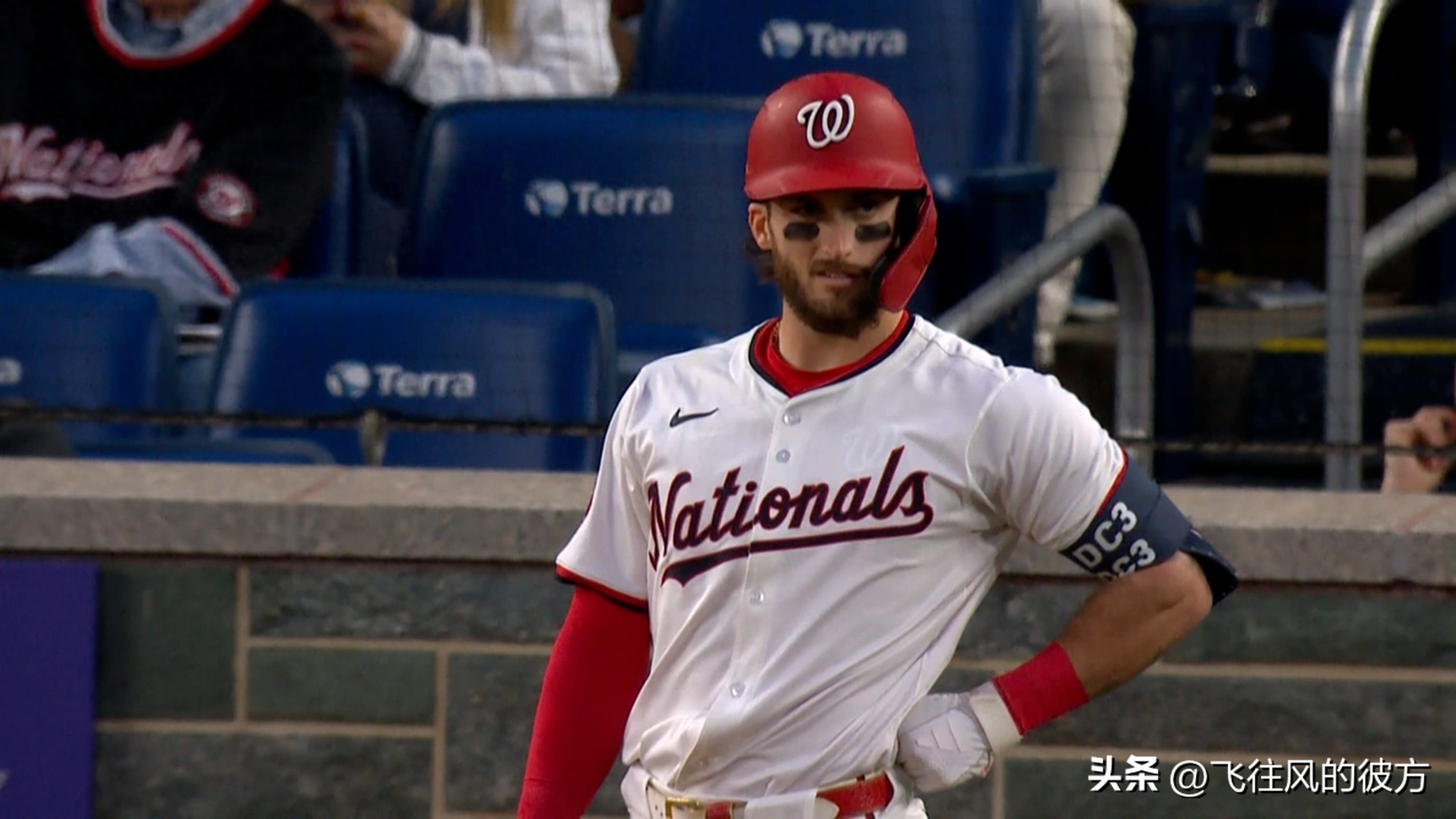 Cruise left unwell on the left side and left early, and the Nationals called up rookie Hassel to the league