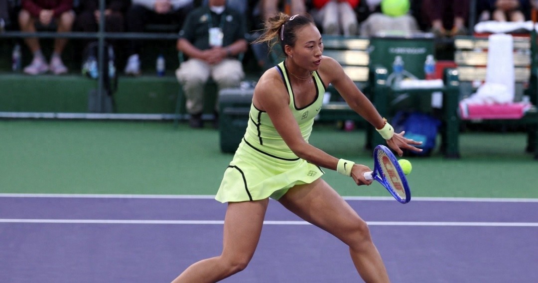 Zheng Qinwen pointed out three main reasons for her loss after the match, while foreign fans criticized the top-ranked Chinese player: she should consider retiring.