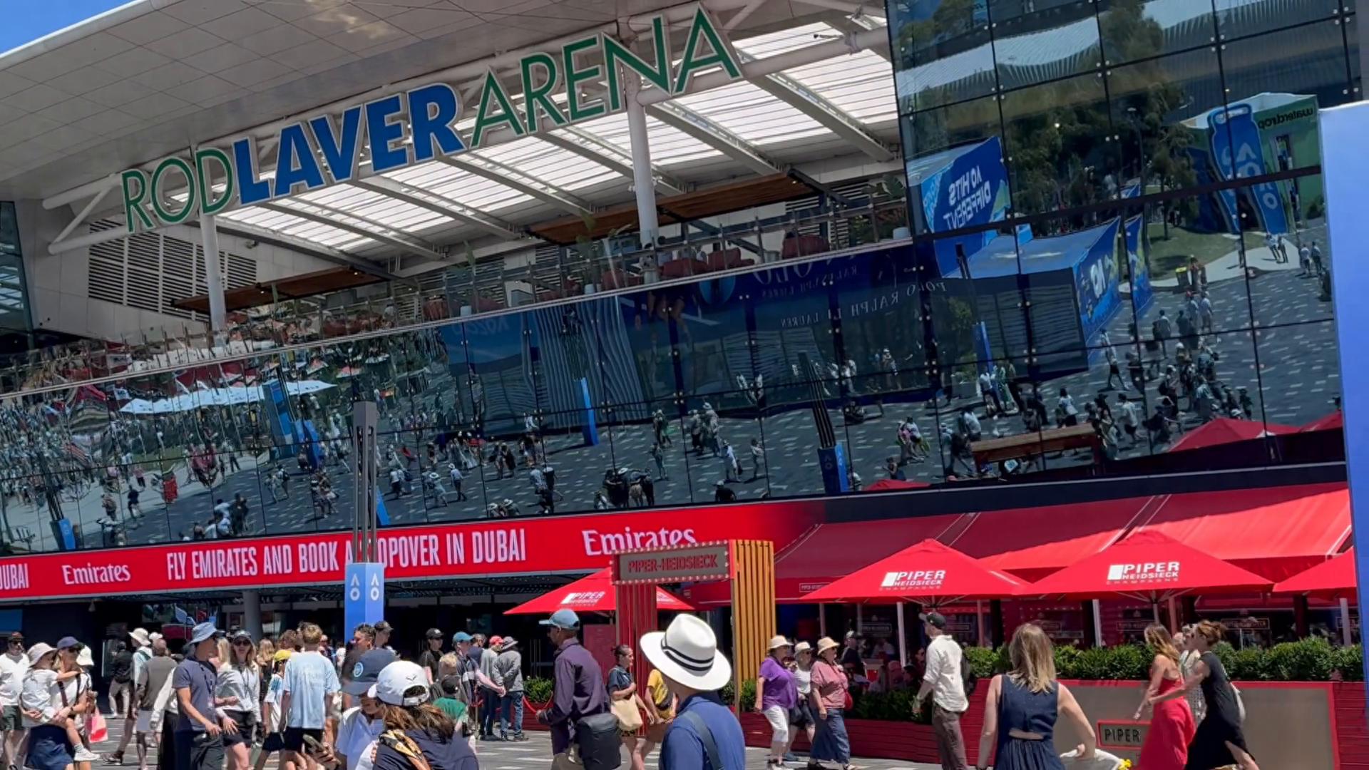 YONEX stars wish you a joyful Spring Festival🎉