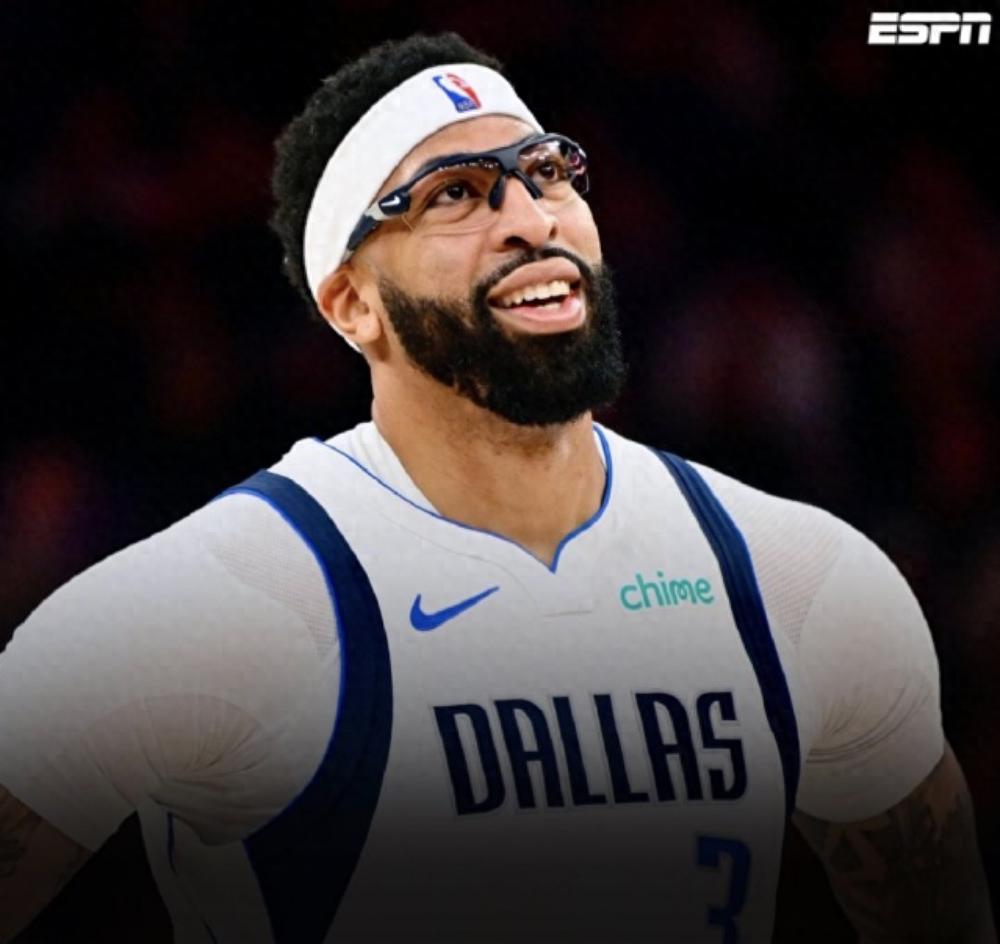 Breaking news! LeBron James will stay with the Lakers for the remainder of this season! The Cavaliers are expected to aggressively pursue him during the offseason!