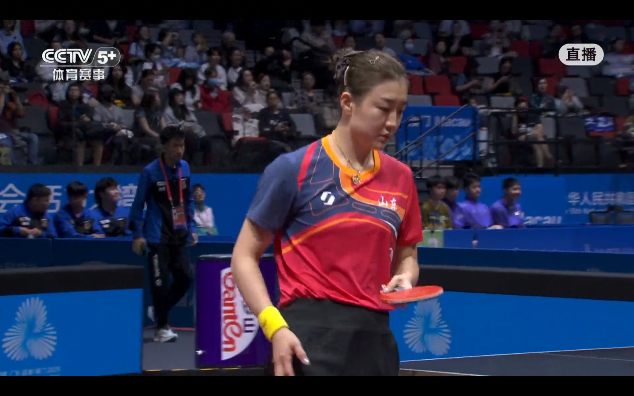 Live coverage of the National Games table tennis event featuring Wang Manyu, Chen Meng, and others.
