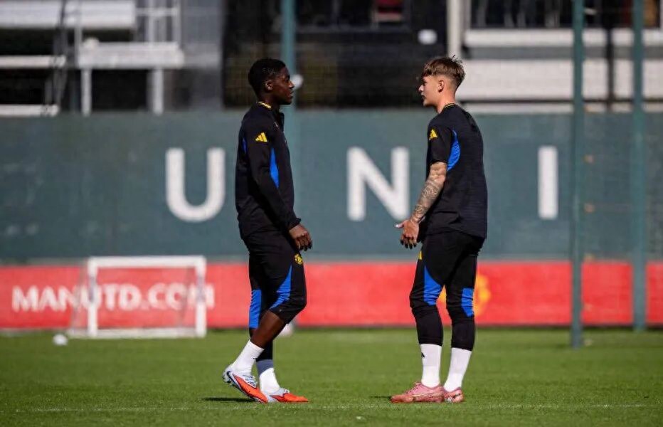 It is certain that one Manchester United player will leave during the winter transfer window! Reports reveal that Sir Jim Ratcliffe is open to selling the new rising star, who is suspected of being an insider leak.