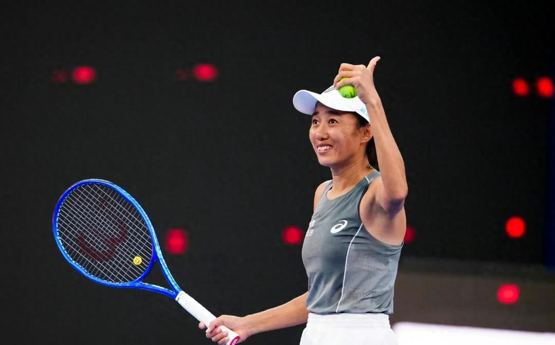 The 2025 season ended in a flash, taking only 50 minutes, and Zhang Shuai earned a new title: the tennis special forces soldier.