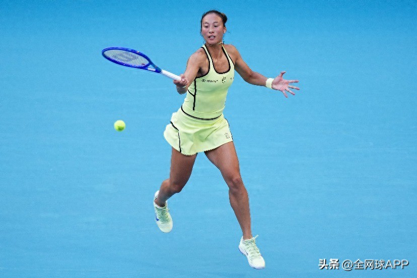 Zheng Qinwen: Mental strength and focus need improvement, elbow condition is quite good, looking forward to the clay season.