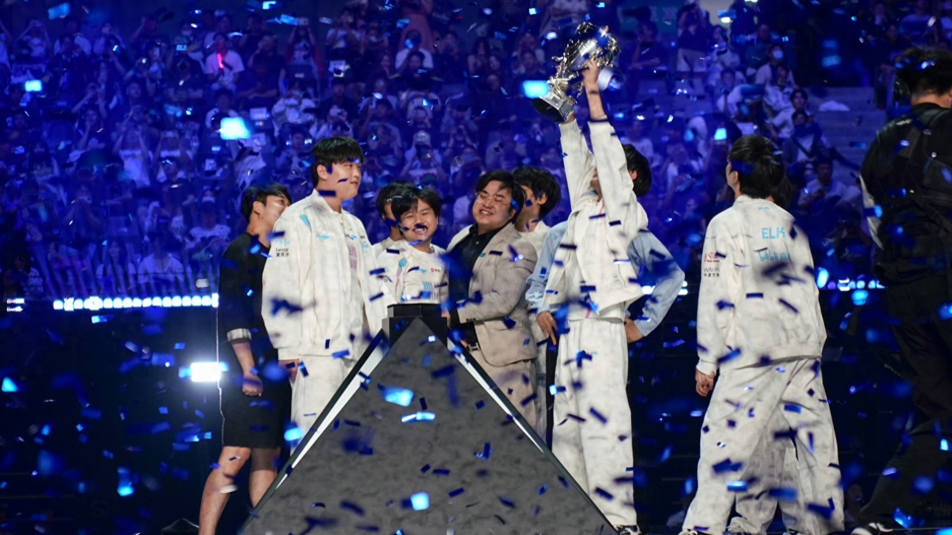 The LPL&#39;s &#34;biggest unlucky&#34; club has emerged! Over 40 million invested for two consecutive years, yet only one World Championship appearance.