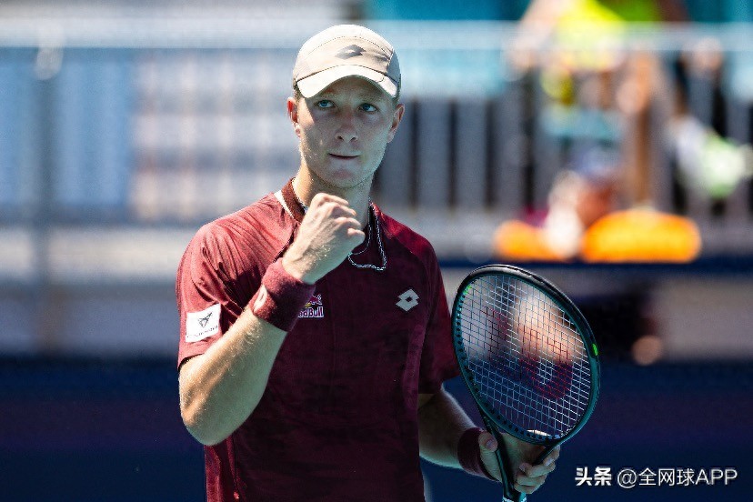 Also born in 2006, he made history earlier than Fonseca!