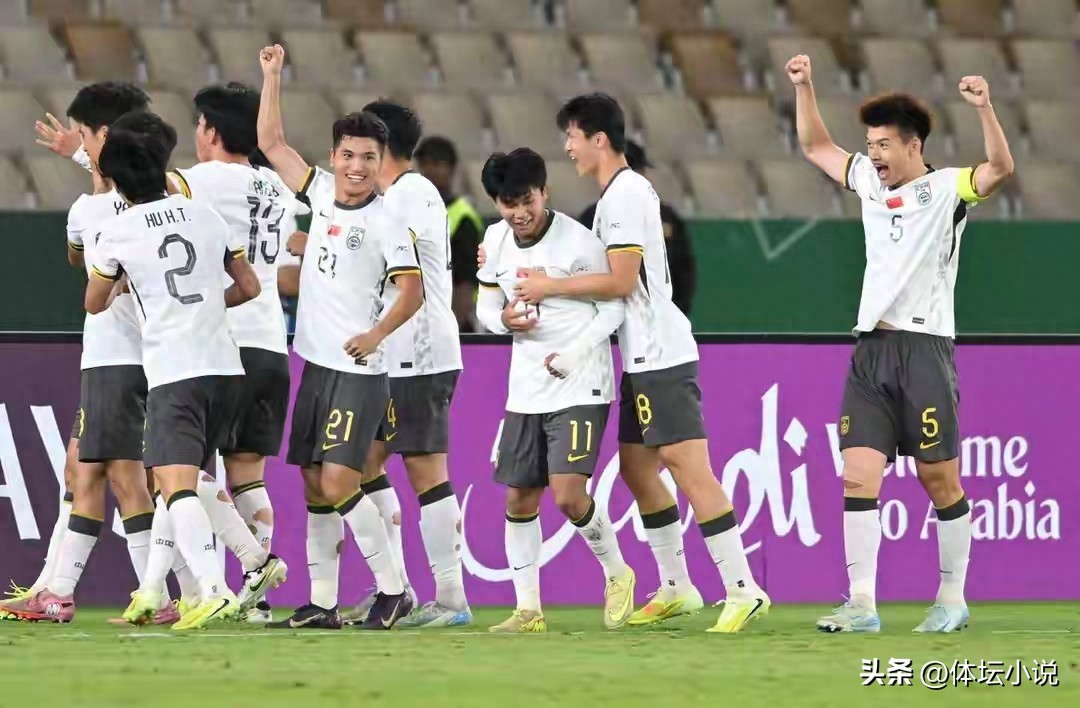 1-0! 3-0! A thrilling night at the U23 Asian Cup: Japan eliminates South Korea, and China sweeps Vietnam to reach the final.