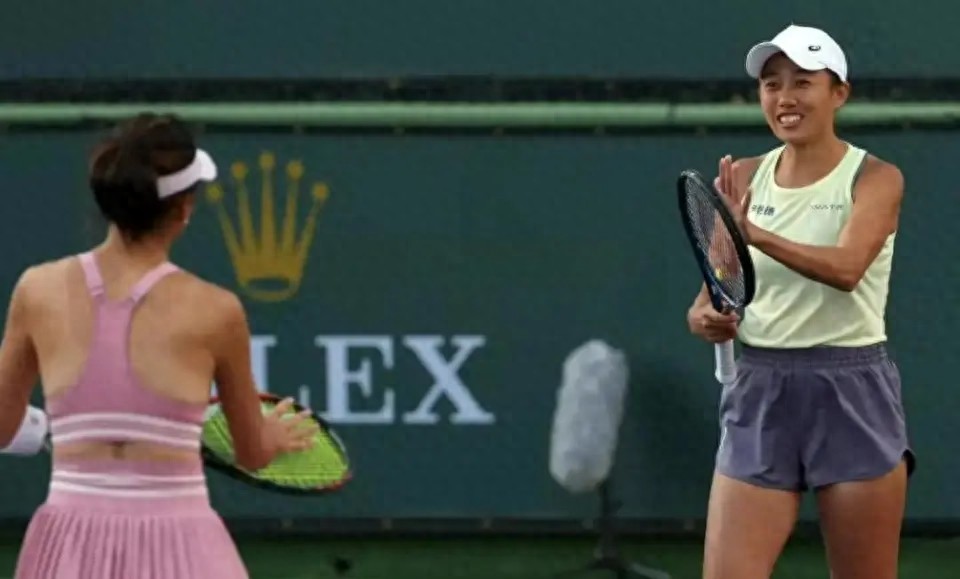 Xie Shuwei regrouped with Zhang Shuai and became the top seeds in the doubles at the 2025 Nottingham Lawn Women's Open