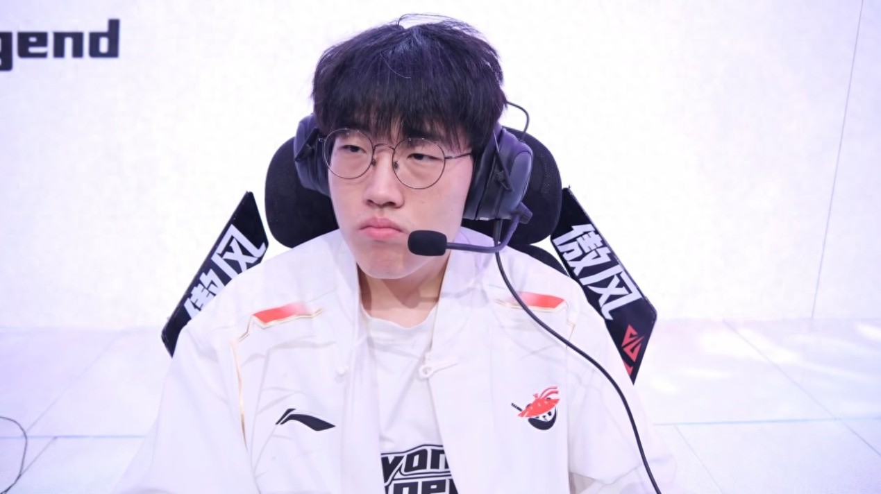 The new king of LPL succeeded in ascending the throne, BLG ushered in a huge test, the best lineup was announced, and a total of four AL people were selected