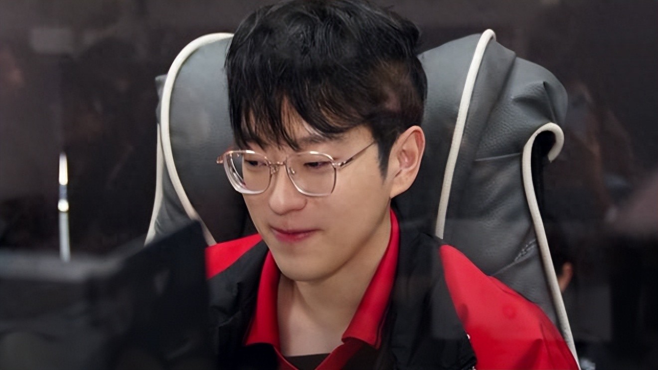 LCK players have been severely affected by Ruler! South Korea modifies military service rules, forcing some to temporarily retire.