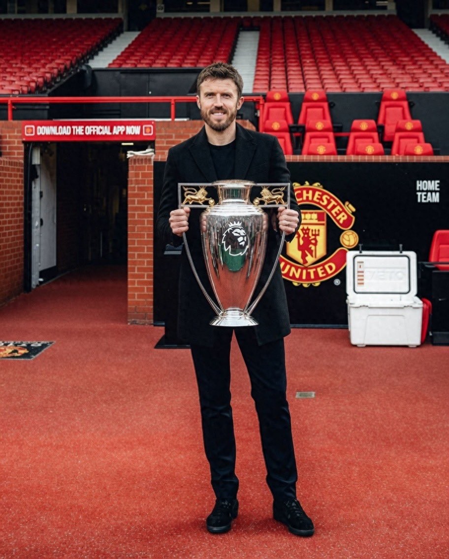 Manchester United's pre-season countdown begins as Carrick declares title ambition: Aiming higher, fighting for every trophy.