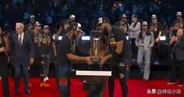 After waiting for 52 years! Breaking the curse of the trophy, the Knicks overturned the Spurs to win the NBA Cup championship, while Vembanyama was silent
