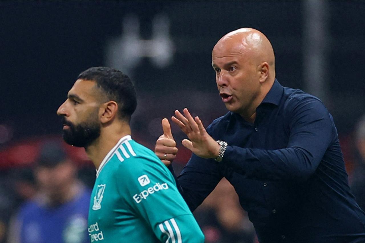 The main culprit behind Liverpool's three consecutive defeats is Slot, who blindly trusts his Dutch compatriots and sold the hardworking player.