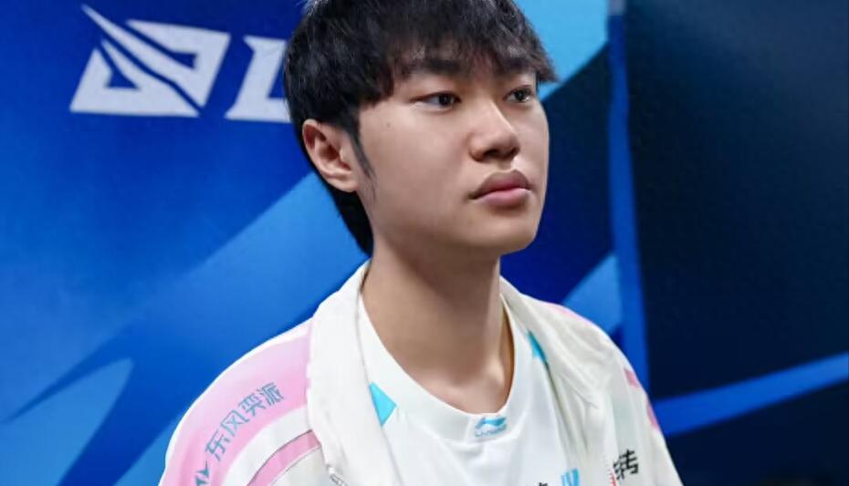 BLG Post-Match Interview Completely "Explodes"! Coach Dan Criticizes BLG Players for Not Knowing How to Sacrifice, Everyone Wants to Carry