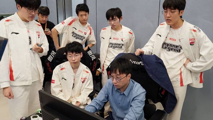 LOL&#39;s strongest all-Chinese roster turns into a joke! The top Chinese team was outplayed by the matchup MVP, with opponents mocking: NA &gt; LPL