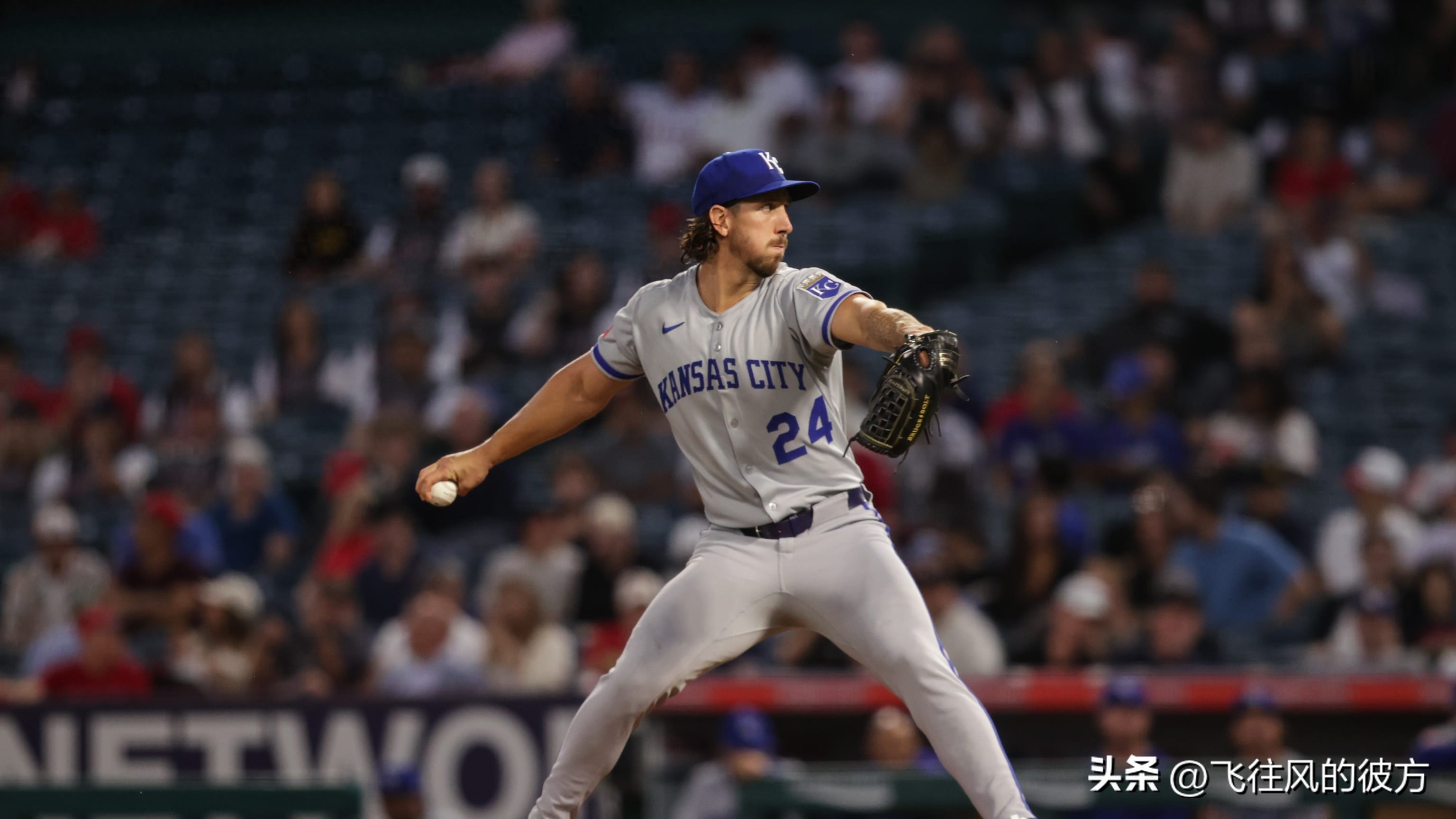 The Colorado Rockies have signed veteran right-handed pitcher Lorenzen to a one-year contract.