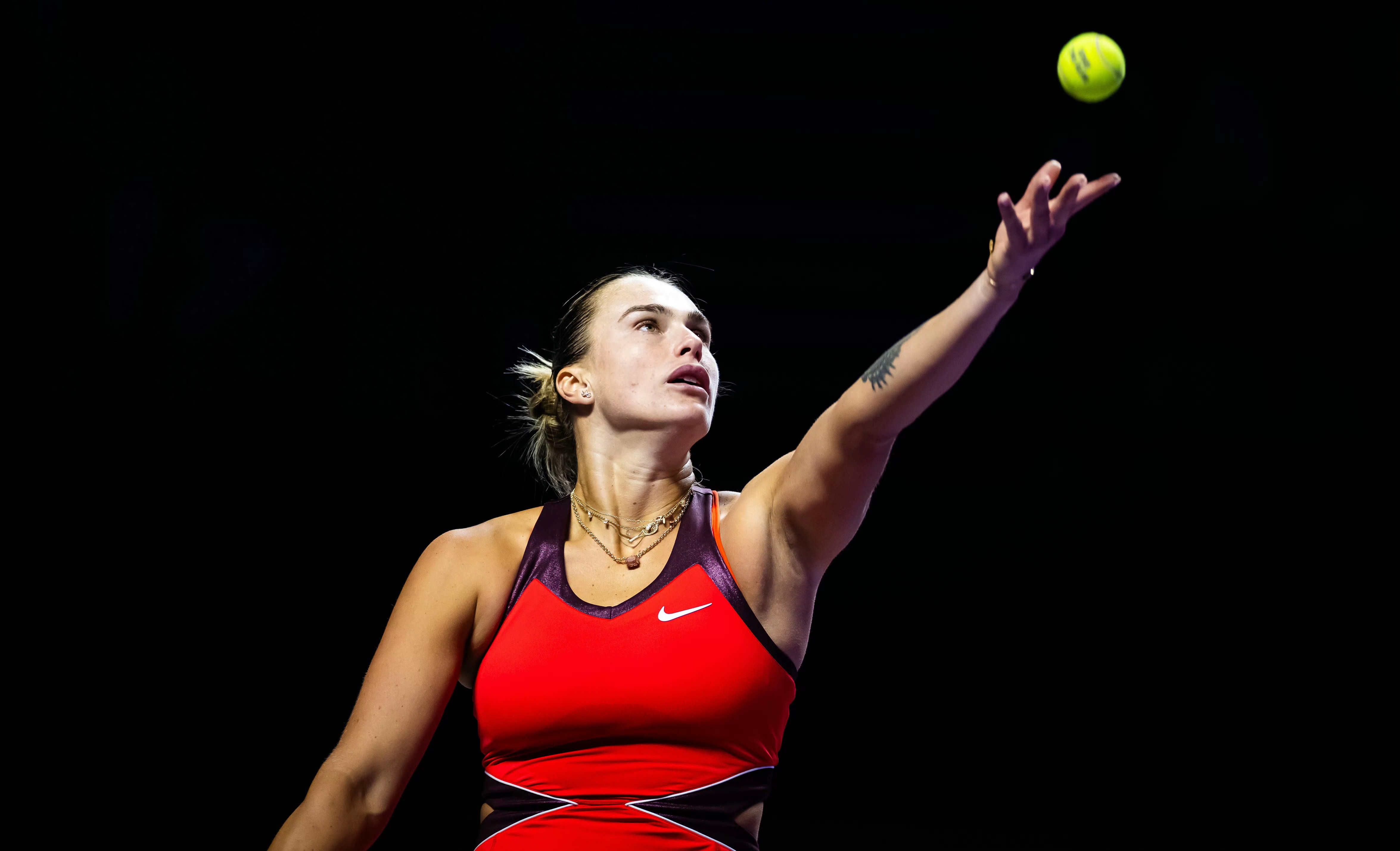 Latest update from the WTA Tennis Finals: Sabalenka and Pegula advance to the semifinals, with the semifinal matchups attached.