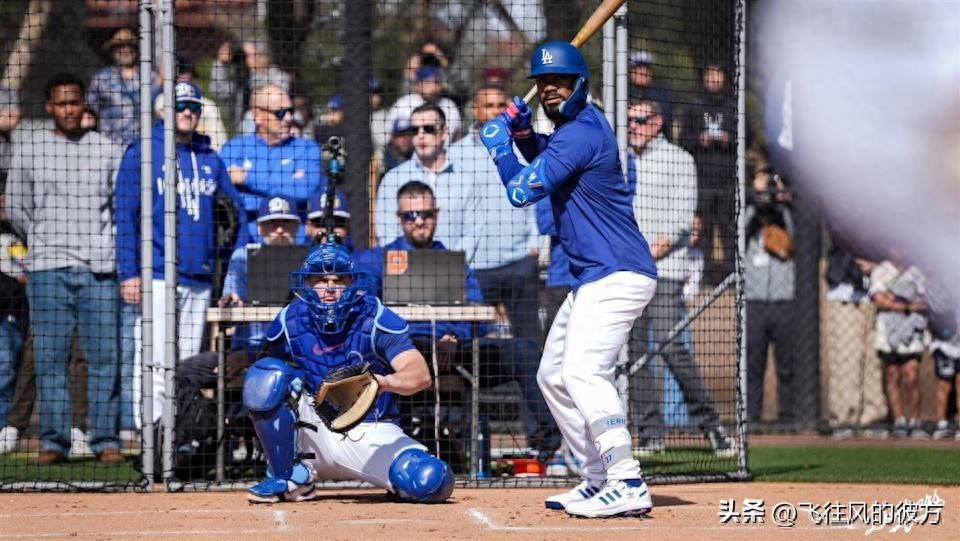 Lost 12 pounds and shifted to left field; Spanish-speaking coach urges him to win the Gold Glove in the outfield
