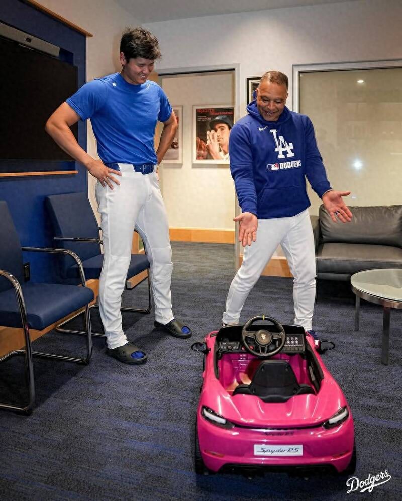 Shohei Ohtani was overjoyed when he received the "Pink Supercar" from his coach, but he also said that he was in trouble