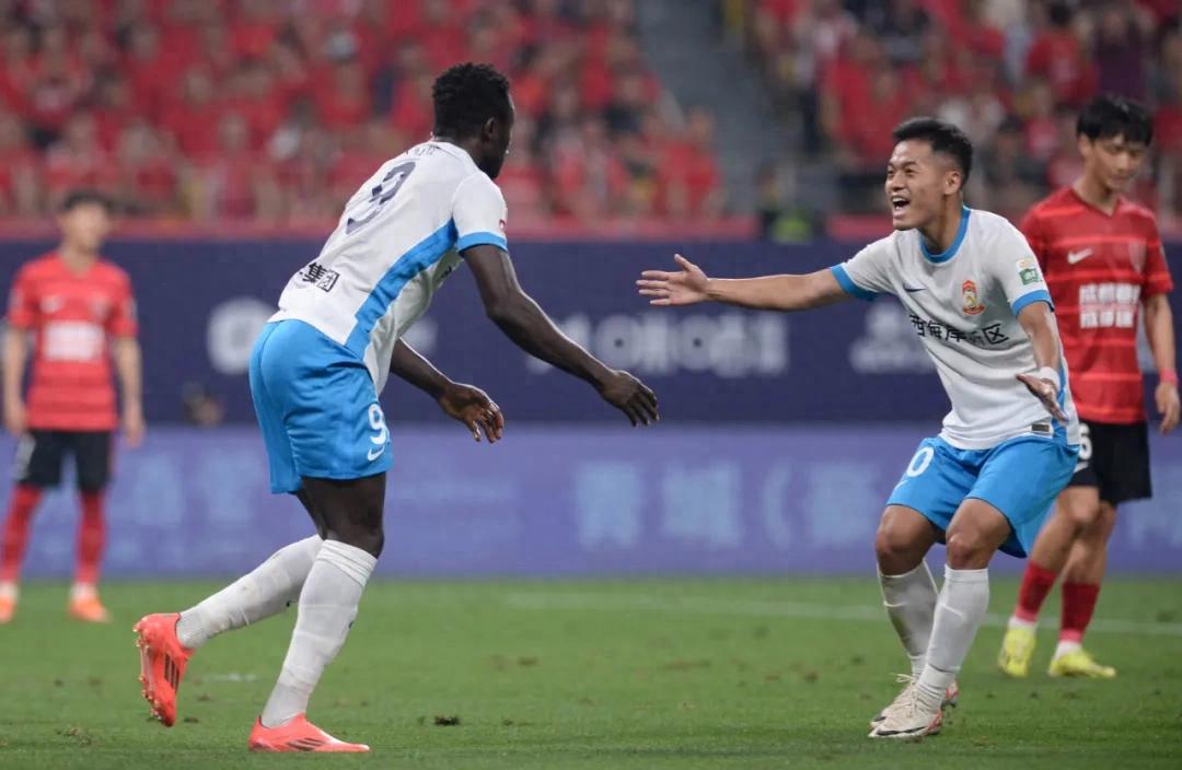 Both completed the second block! "Disrupting" the situation of the championship, Qingdao Shuangxiong "has experience"