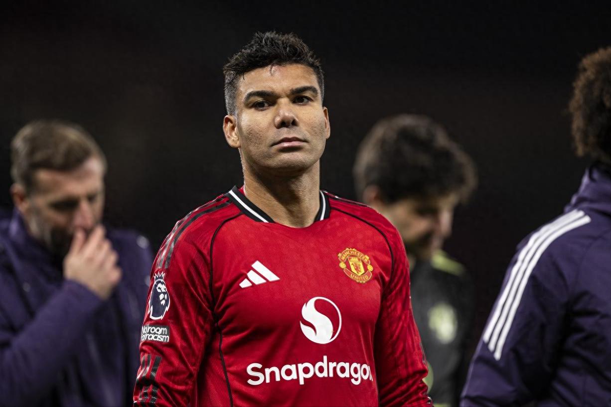 曼聯無法重振旗鼓，阿莫林臨場指揮表現不佳，主場1-1被西漢姆聯逼平，領先後卻亂換人。