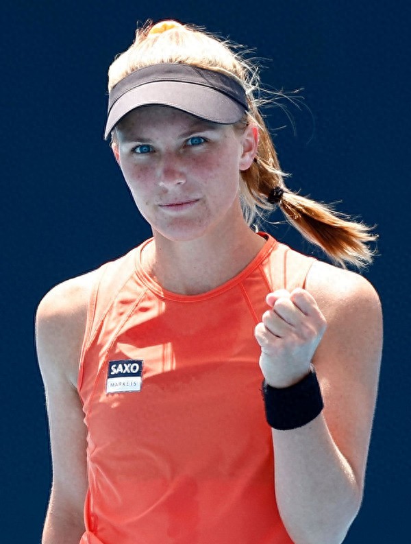 Immediately after their engagement, they both broke through, turning the Australian Open into a testament to their love.