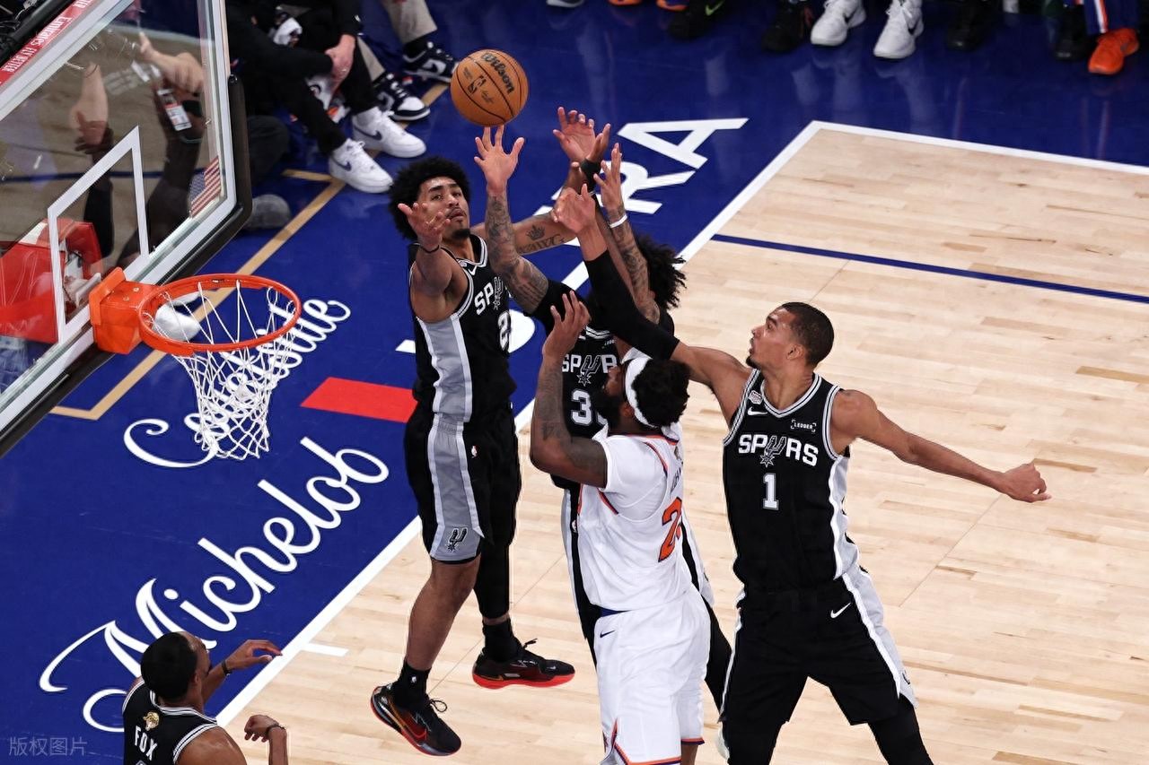 A 29-Point Comeback Secures Championship Point! Anunoby's Buzzer-Beater, Brunson's 36+7 Lead Knicks Past Spurs for 3-1 Series Lead