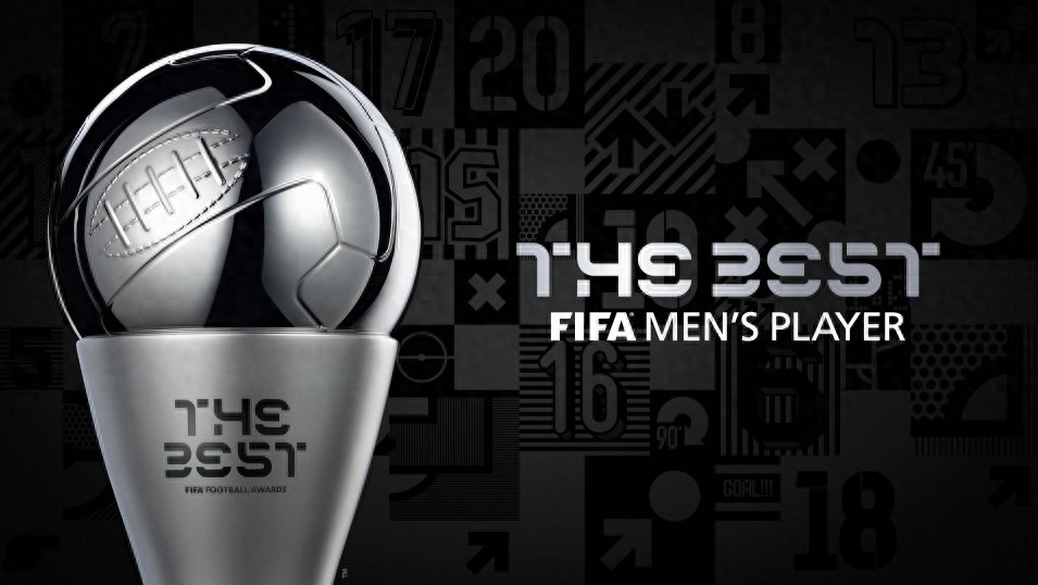 FIFA年度最佳投票结果曝光,流动的葡萄牙队长引发广泛争议,C罗遭到严厉批评。