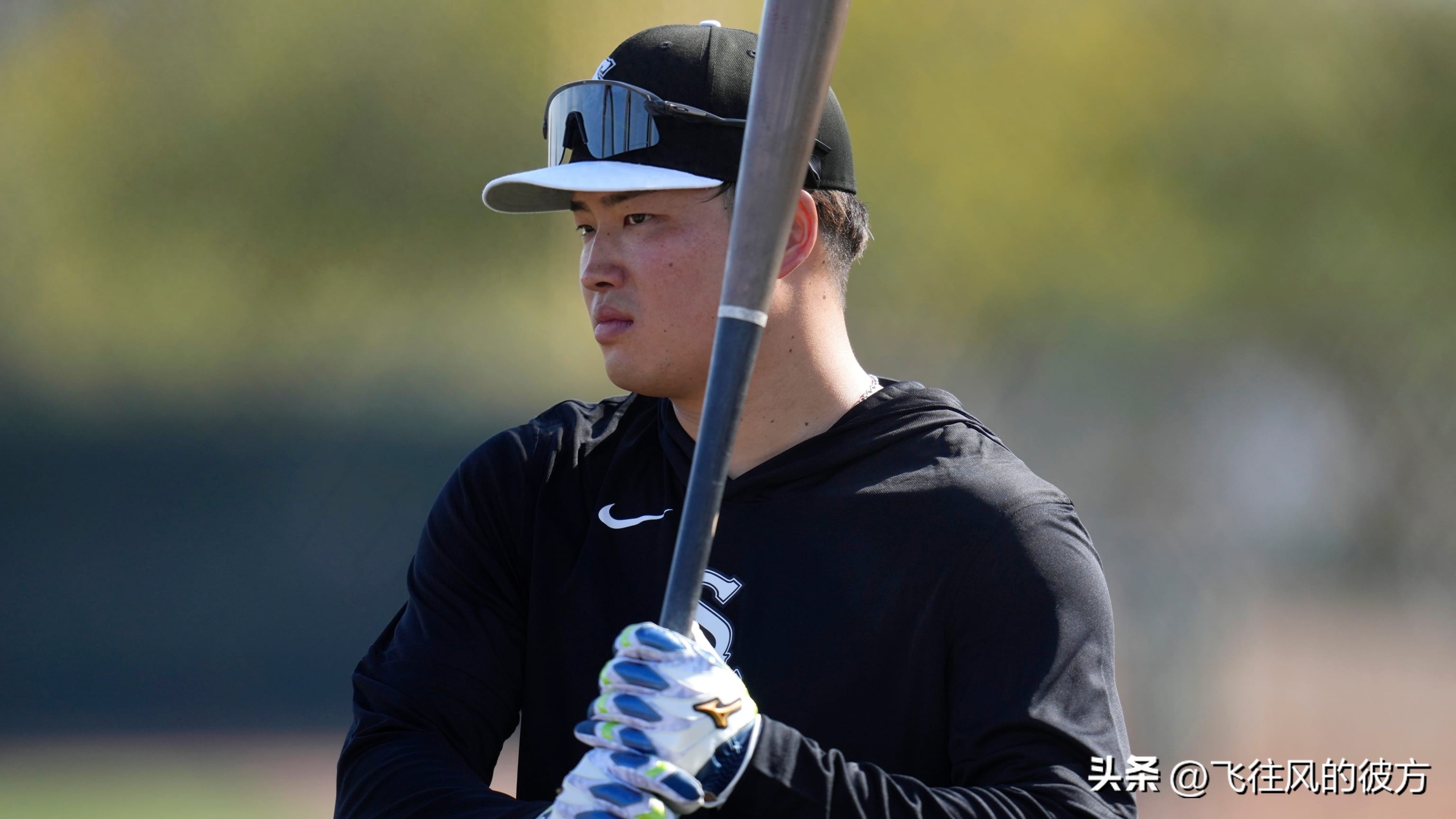 Munetaka Murakami's First Week with the White Sox: Teammates Learn Japanese and Say "Moe Ippatsu"