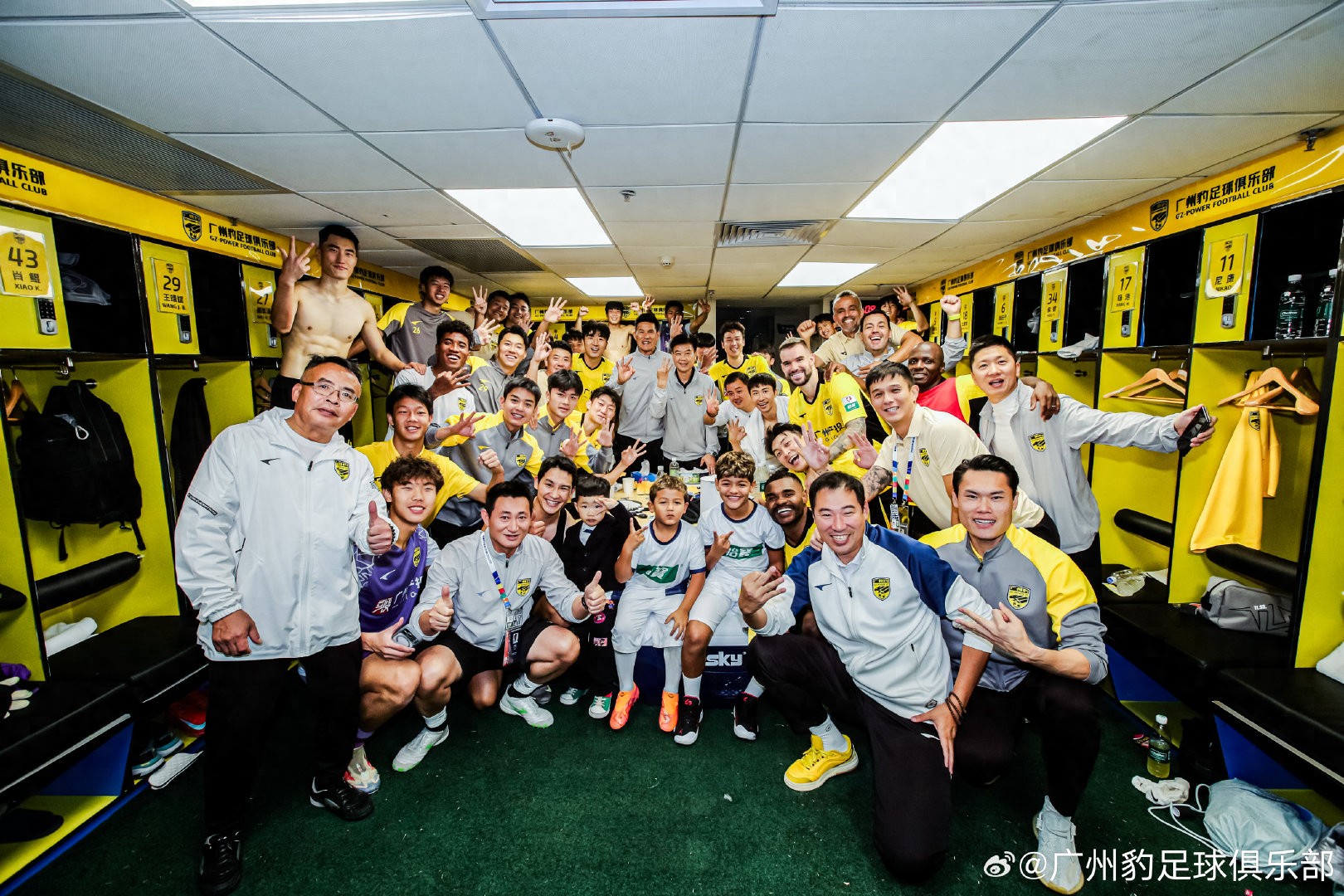 China League One Opening Victory! New Players Debut, Guangzhou Leopard's Confidence Increases