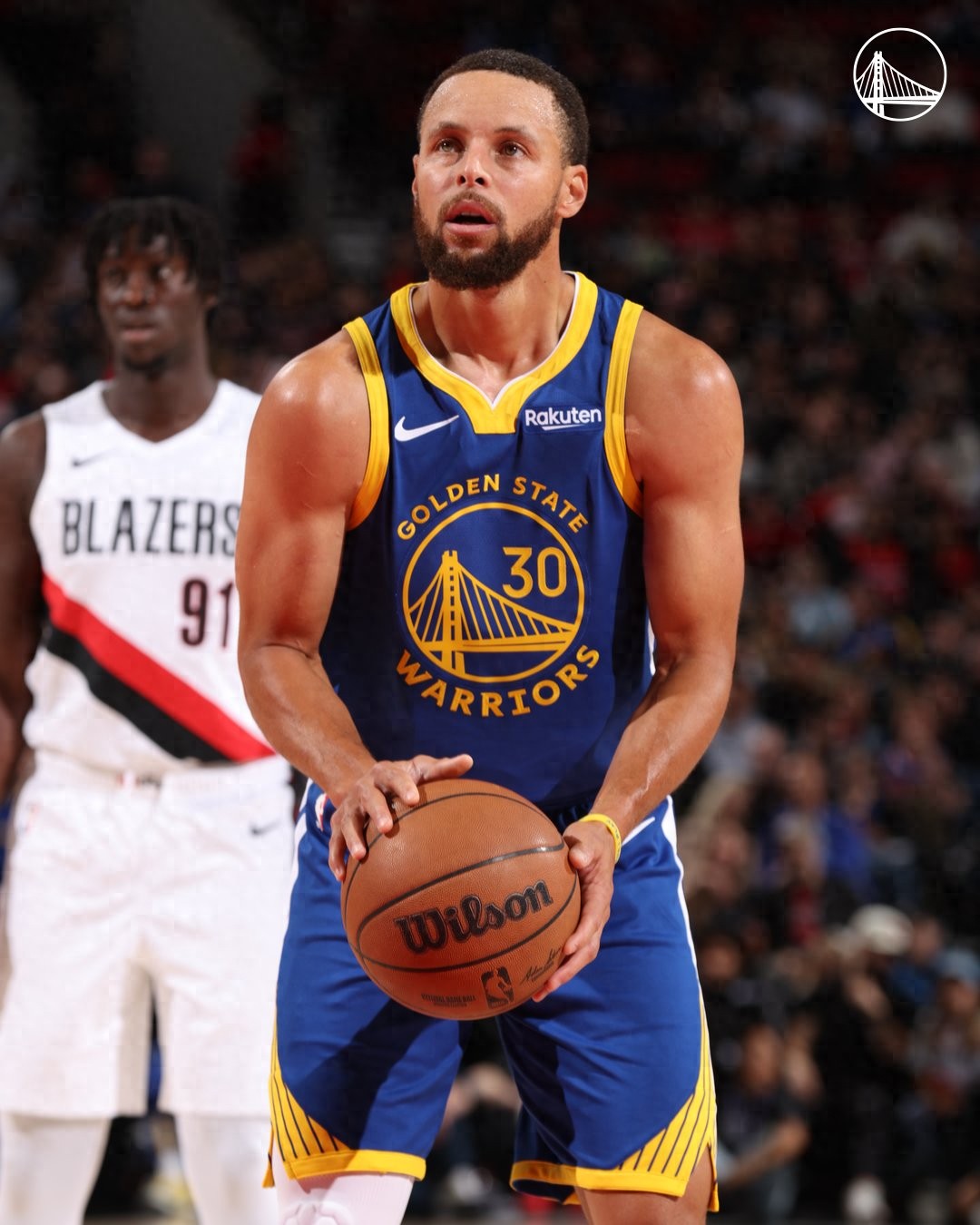 Keep shining! Yang Hanshen sets a new personal best with 9 points and 6 rebounds; Curry scores 28 points, 6 rebounds, and 5 assists as the Warriors sweep the Trail Blazers in the preseason.