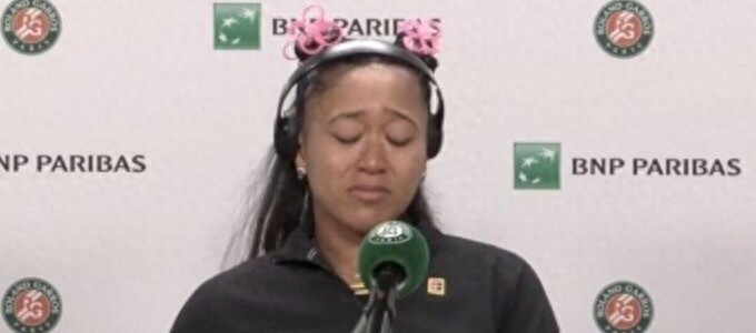 Naomi Osaka broke down and cried in the post-match interview: What the hell am I like now?