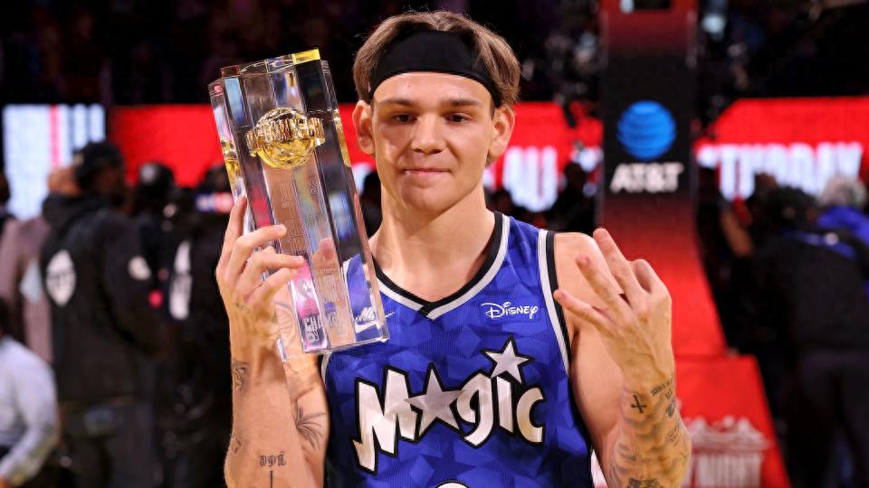 Mac McClung joins Shaq's Dunk League! Developing new moves: Competing for $500,000 prize