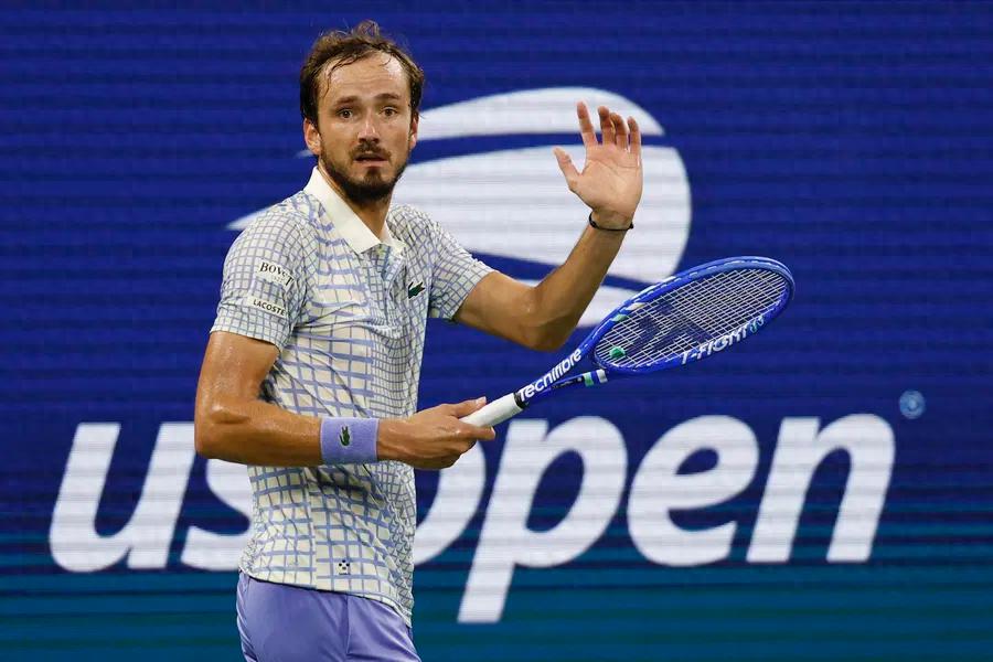 Tony Nadal calls for severe punishment on a player! Coach of Medvedev, the great champion, has been dismissed after years of cooperation.