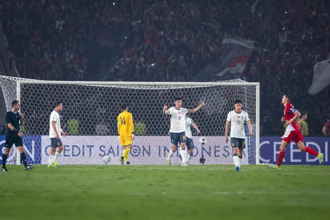 The national football team missed the "United States, Canada and Mexico", and Chinese football woke up for the Nth time
