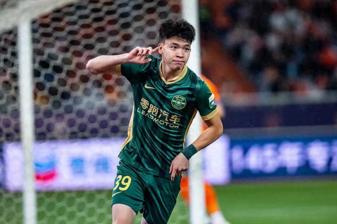 18-year-old leads the Super League scorer list! Is Wang Yudong still far from the start of the national football team?