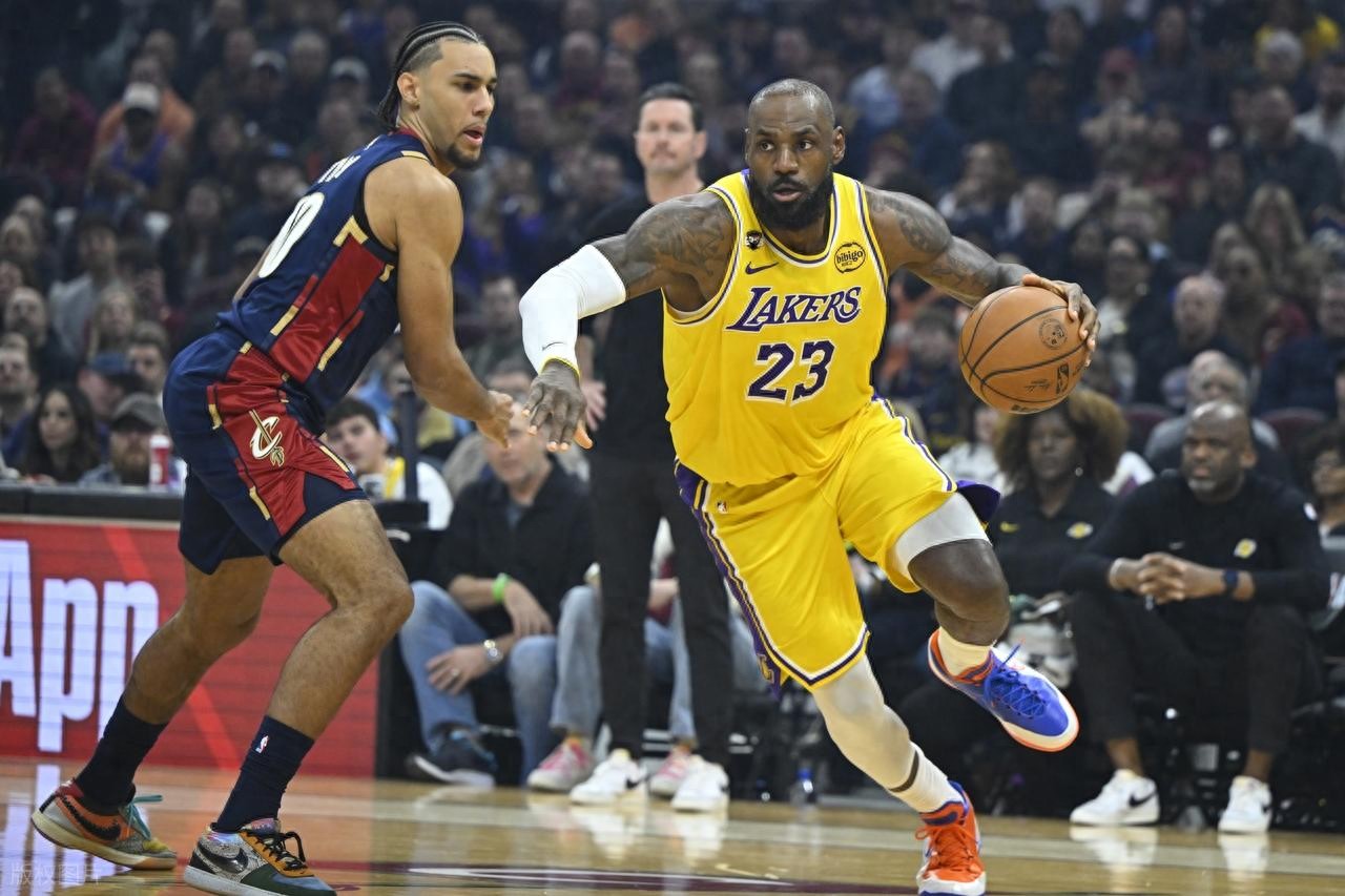 LeBron returns home! Doncic scores 29 but it’s in vain; LeBron only puts up 11 as the Cavaliers dominate Lakers by 30 points, extending their winning streak to five.