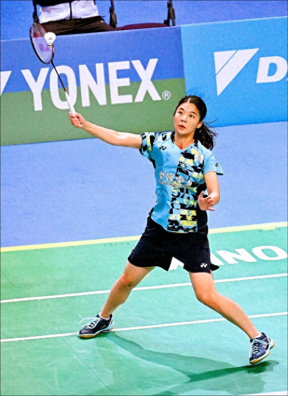 Song Shuoyun lost to Japanese star Akane Yamaguchi and missed the top 8 of the women's singles at the 2025 Singapore Open Badminton Championships