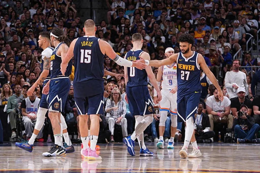 41 points in the half! It's so numb! First in the East, going out?