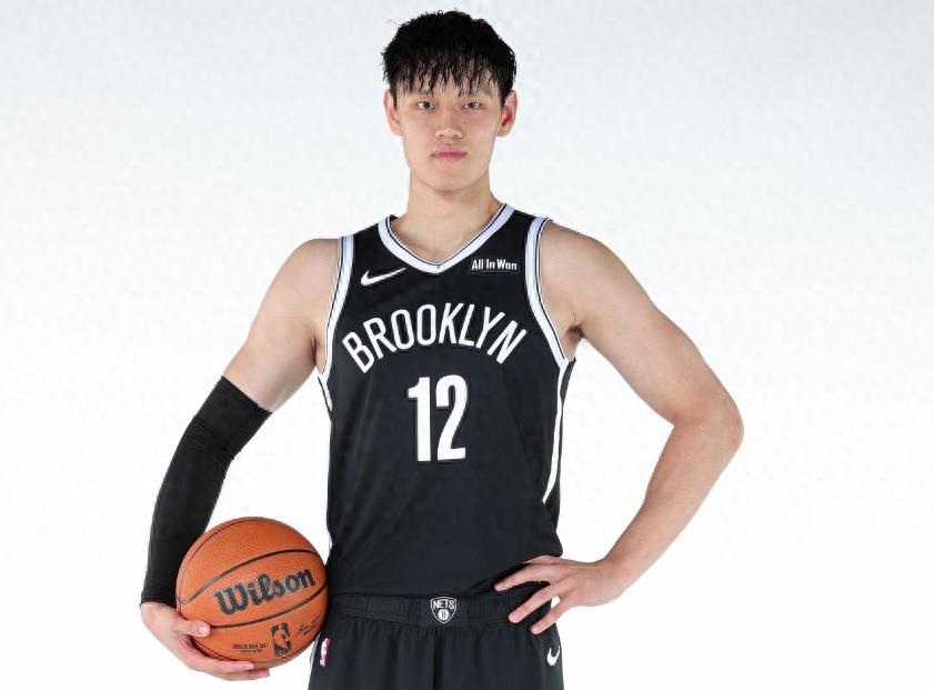 Who will be the Nets&#39; starting power forward? Clauni was an early favorite, but Zeng Fanbo introduces uncertainty as he faces preseason trials.