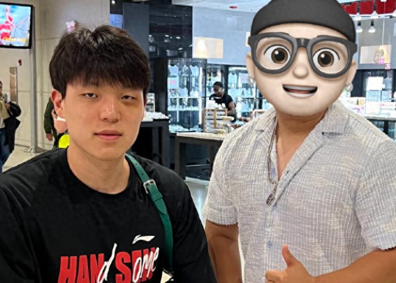 強度可真不小！楊瀚森在訓練時被肘擊到眼睛，目前已前往邁阿密展開新一輪特訓。