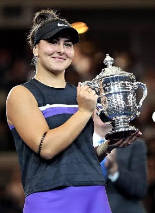 From being knocked out of the qualifiers to winning the challenger title! Andreescu strings together five consecutive victories, proving she is still competitive