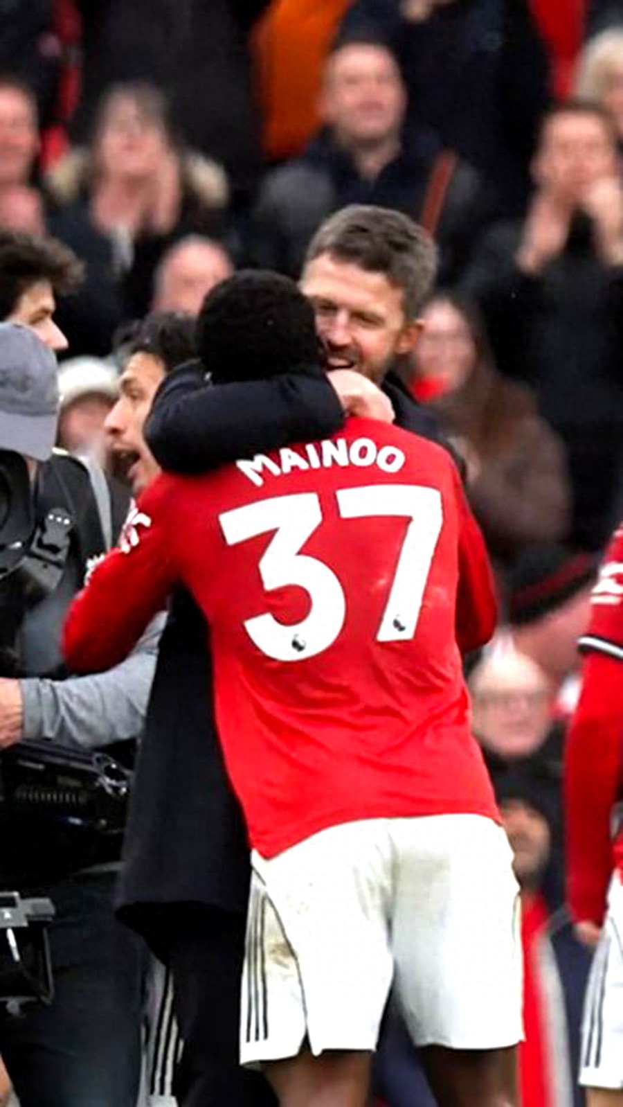 Carrick activated Manchester United's new star in just three days, but reminds him that growth is still needed! Rashford might save money by buying fewer midfielders.