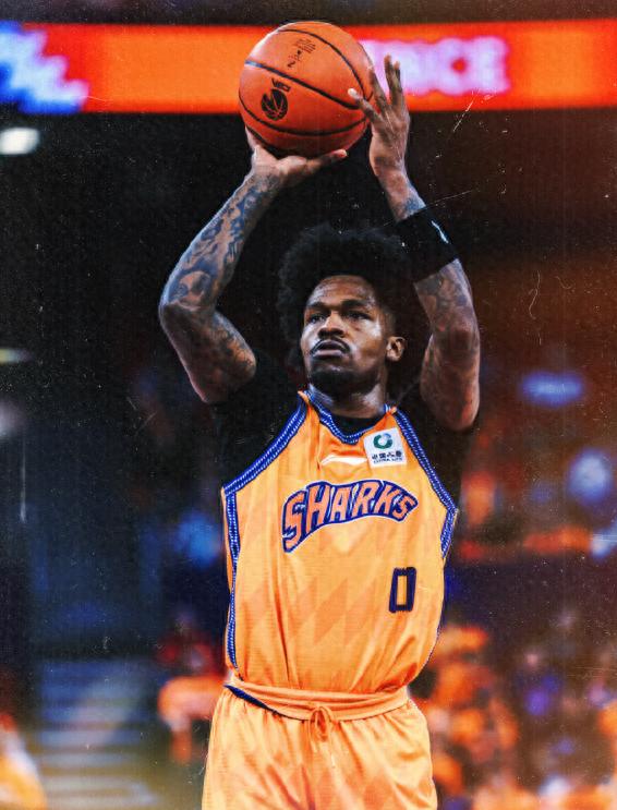 Single quarter collapse! Zhou Qi and Zhao Rui both absent, Goodwin scores 24 points, Wang Zhelin only 4 points, Shanghai dominates Beijing